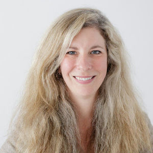 Meet your Posher, Carolyn